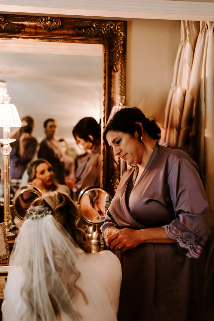 mother of the bride reacting to her daughter
