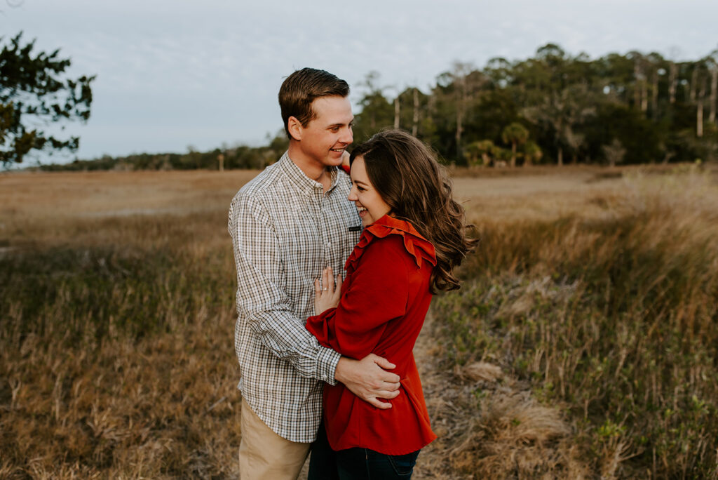 couple laughing at skidaway island