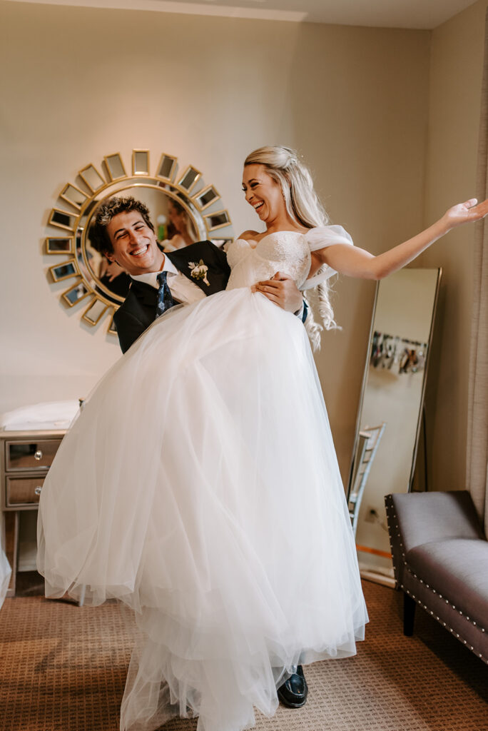 first look between bride and her brother at summerour studio