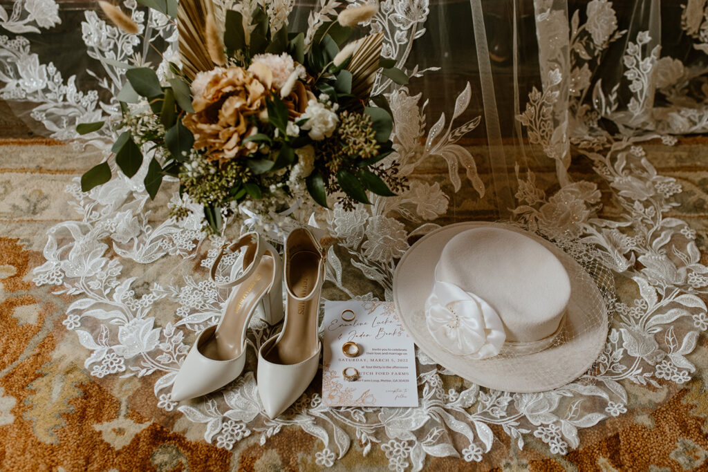 Dutch Ford Farm Wedding details